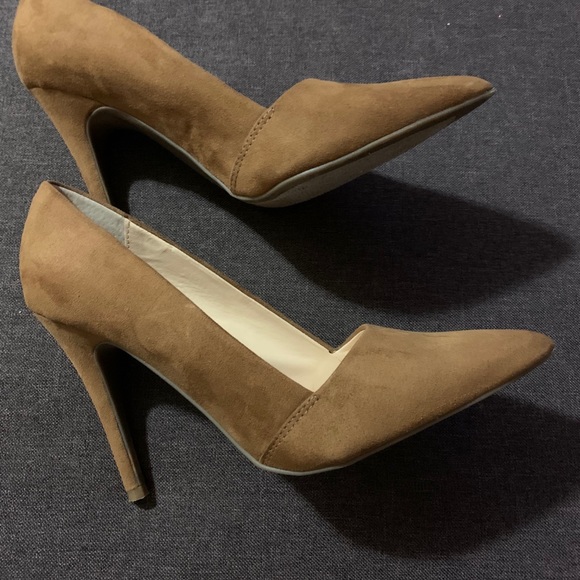 GUESS Suede pumps - Picture 2 of 5